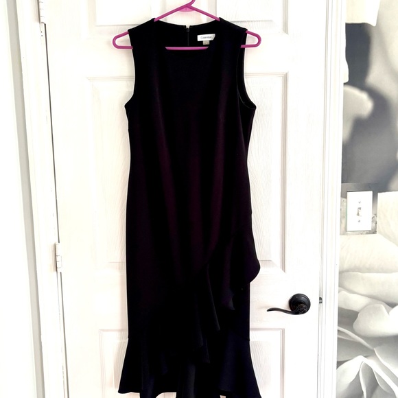 Calvin Klein dress - Picture 4 of 9